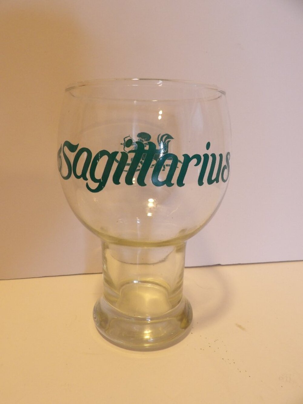 + * Vintage Sagittarius Large Glass Goblet 24 Ounces with Green Zodiac Archer